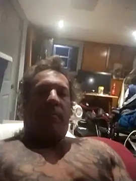 Snapshot of trucker1979 chatting on October 28, 9:30 am trucker1979 online show from October 28, 9:30 am