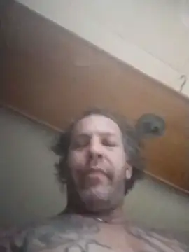 Snapshot of trucker1979 chatting on December 3, 4:39 pm trucker1979 online show from December 3, 4:39 pm