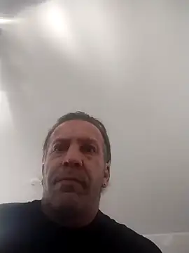 trucker1979 online show from April 6, 4:52 pm