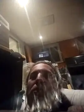 Snapshot of trucker1979 chatting on December 14, 8:09 am trucker1979 online show from December 14, 8:09 am