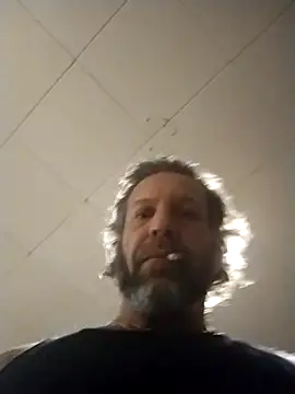 trucker1979 online show from February 8, 9:45 pm