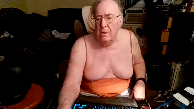 Toastir online show from November 14, 4:43 pm