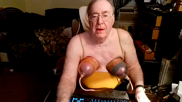 Toastir online show from December 1, 4:08 pm