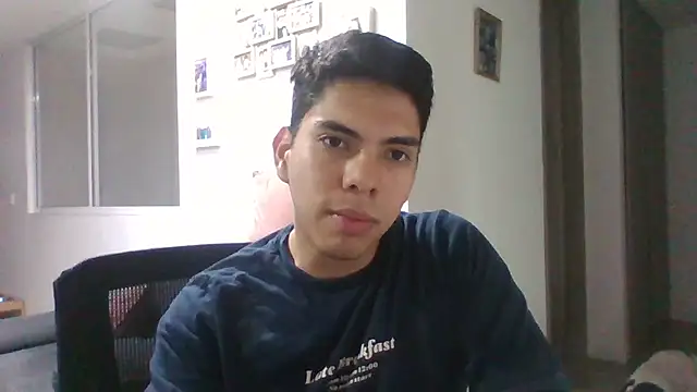 michelangelus2000 online show from September 26, 3:46 am