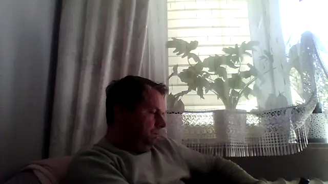 grzes19763 online show from April 28, 9:24 am