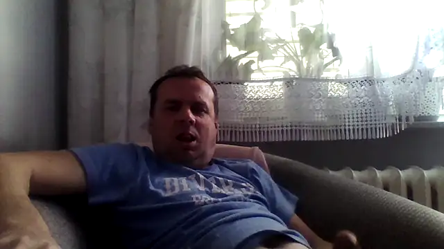 grzes19763 online show from April 13, 2:43 pm