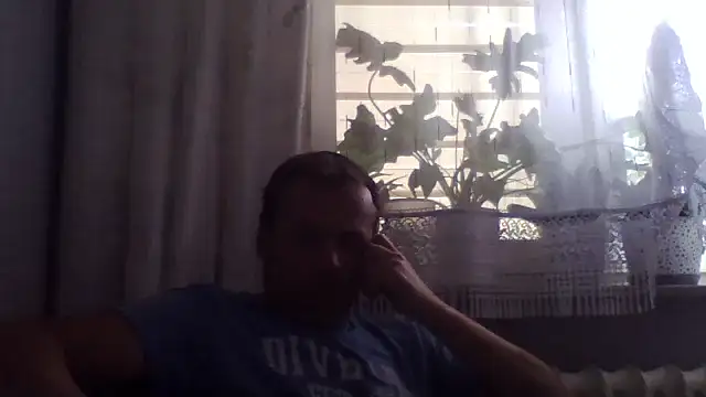 grzes19763 online show from July 9, 8:15 am