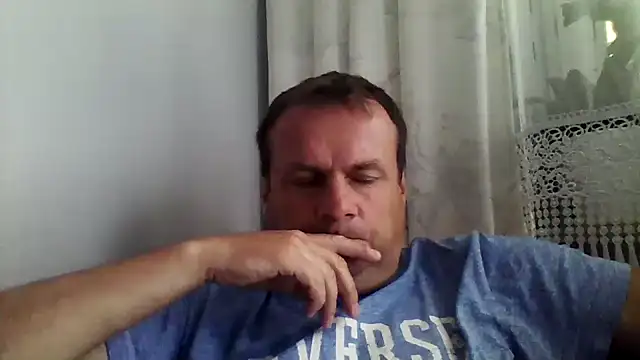 grzes19763 online show from July 8, 8:15 am