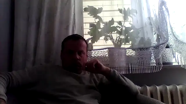 grzes19763 online show from June 16, 9:31 am