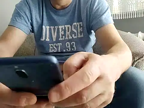 grzes19763 online show from March 29, 9:11 am