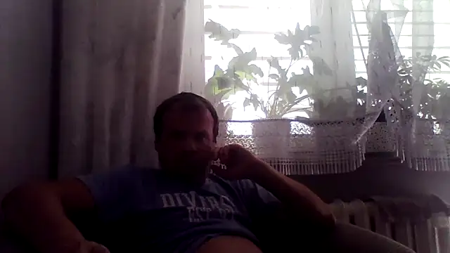 grzes19763 online show from July 31, 8:47 am