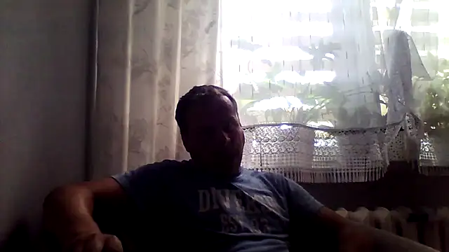 grzes19763 online show from June 27, 12:11 pm