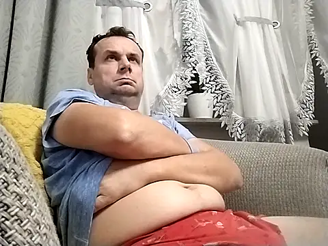 grzes19763 online show from October 20, 8:42 pm