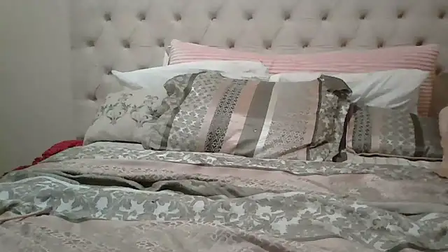 beautylovess online show from March 28, 4:02 am