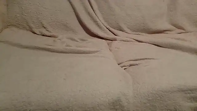 beautylovess online show from April 13, 1:09 am