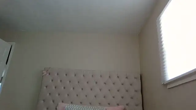 beautylovess online show from December 15, 6:14 pm