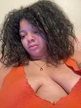 beautylovess online show from May 8, 5:28 pm