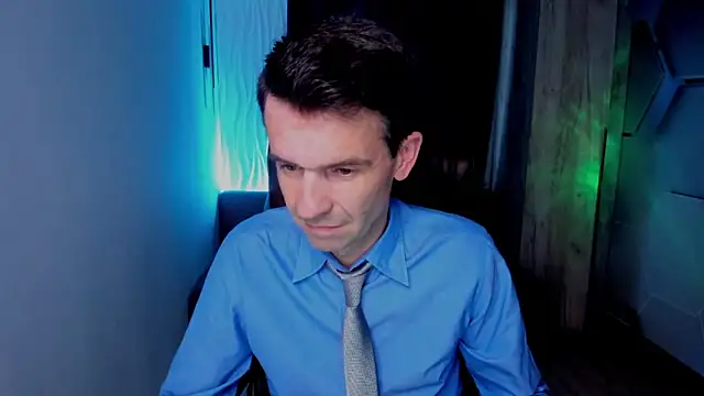 SteveTiger online show from October 28, 1:43 pm