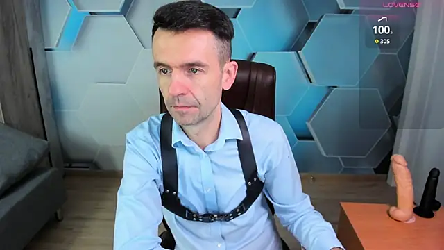 SteveTiger online show from March 13, 8:30 am