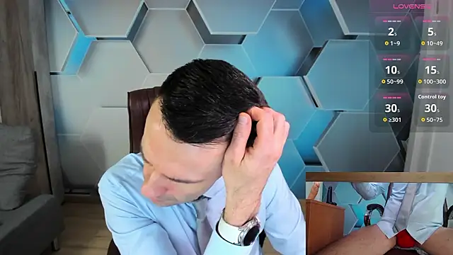 SteveTiger online show from March 9, 3:48 pm