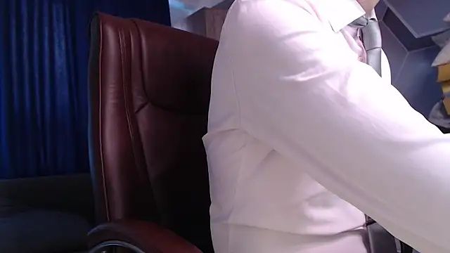 SteveTiger online show from November 10, 10:42 am