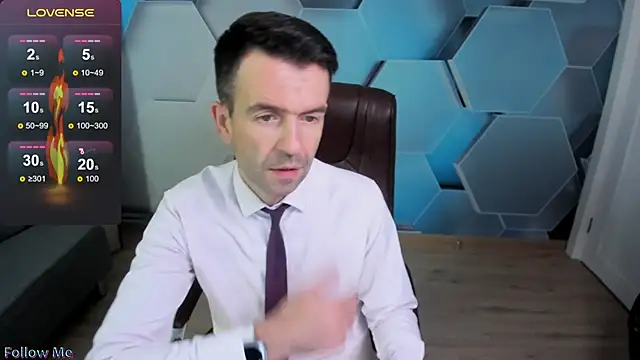 SteveTiger online show from November 23, 3:49 am