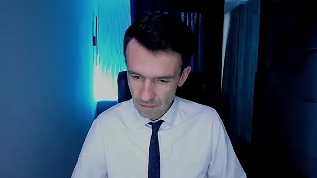 SteveTiger online show from October 20, 1:22 pm