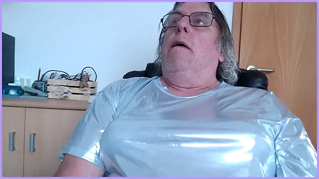 Sissygera online show from April 13, 10:08 am