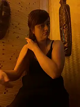Snapshot of PhotoBabe chatting on March 1, 2:04 am PhotoBabe online show from March 1, 2:04 am
