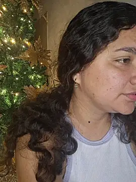 Snapshot of blerstefan1 chatting on December 2, 10:50 am blerstefan1 online show from December 2, 10:50 am