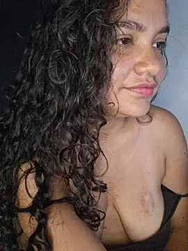 Snapshot of blerstefan1 chatting on November 29, 10:26 am blerstefan1 online show from November 29, 10:26 am