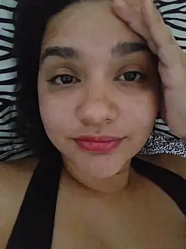 Snapshot of blerstefan1 chatting on June 17, 1:10 pm blerstefan1 online show from June 17, 1:10 pm