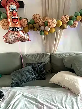 NastyMilf  online show from November 4, 9:24 am