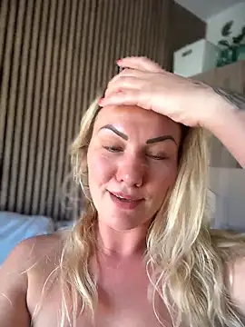 NastyMilf  online show from March 31, 8:27 am