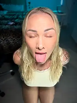 NastyMilf  online show from March 15, 7:21 pm