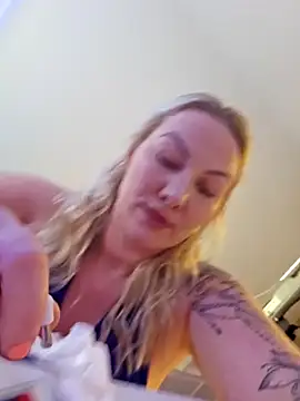 NastyMilf  online show from March 4, 12:12 pm