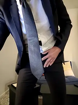 Justforoneday online show from December 1, 9:26 pm