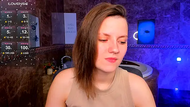 MelindaTin online show from June 7, 12:49 am