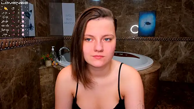 MelindaTin online show from January 10, 12:50 am