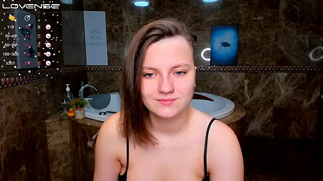 MelindaTin online show from November 15, 12:47 am