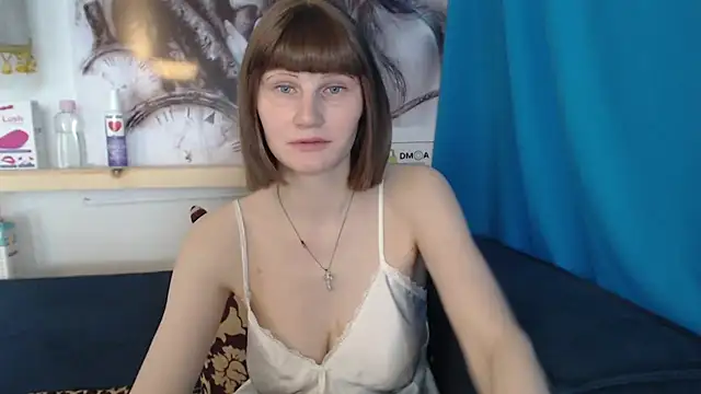 Snapshot of cornflower_mm chatting on March 5, 2:03 am cornflower mm online show from March 5, 2:03 am