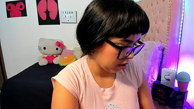 LillyCandy online show from February 11, 12:21 am