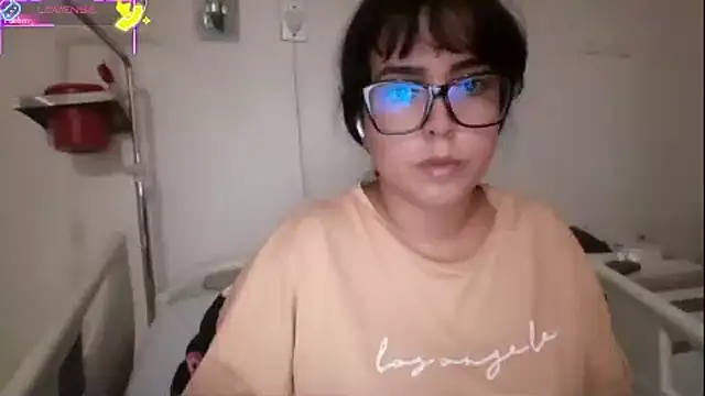 Snapshot of LillyCandy chatting on October 9, 5:46 pm LillyCandy online show from October 9, 5:46 pm