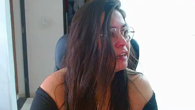 Ixchel Anaid online show from May 29, 12:11 pm