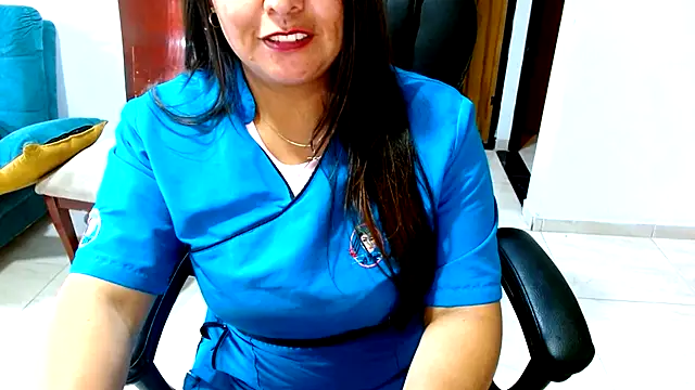 Ixchel Anaid online show from November 18, 5:05 pm