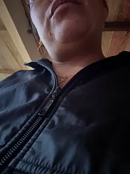 Ixchel Anaid online show from November 15, 11:25 am