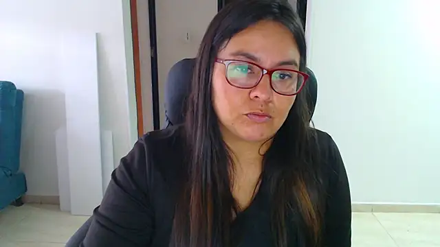 Ixchel Anaid online show from October 2, 1:25 pm