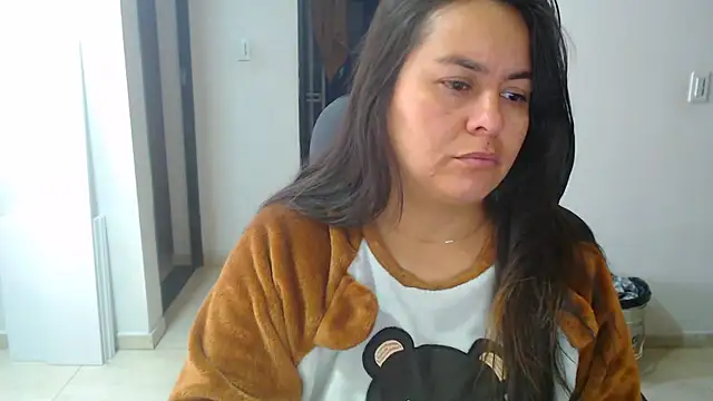 Ixchel Anaid online show from October 9, 11:55 am