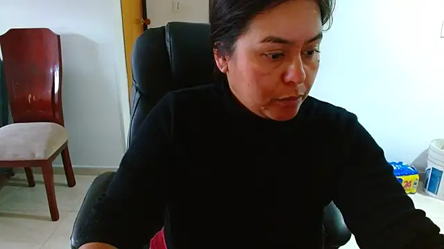 Ixchel Anaid online show from February 18, 12:45 pm