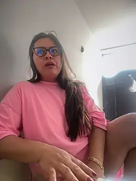 Ixchel Anaid online show from March 29, 2:30 pm